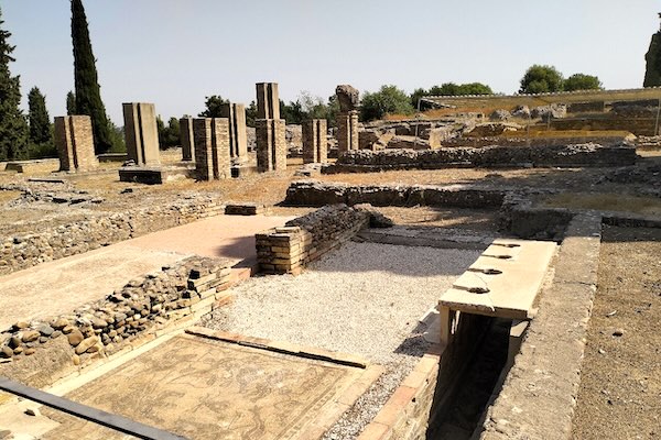 private guided tour italica seville